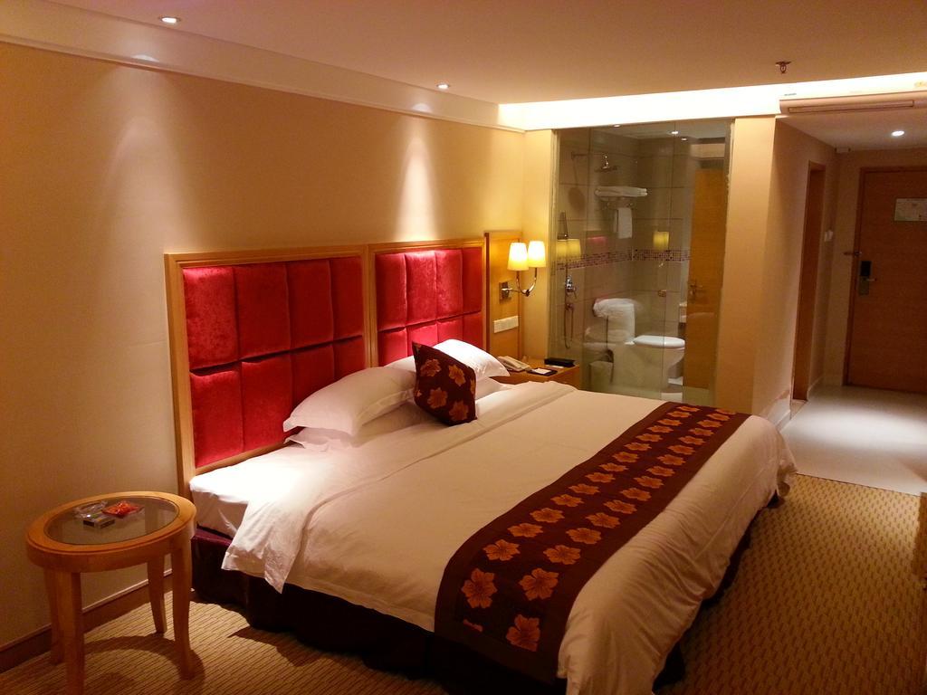 Lijing Commercial Hotel Shenzhen Room photo