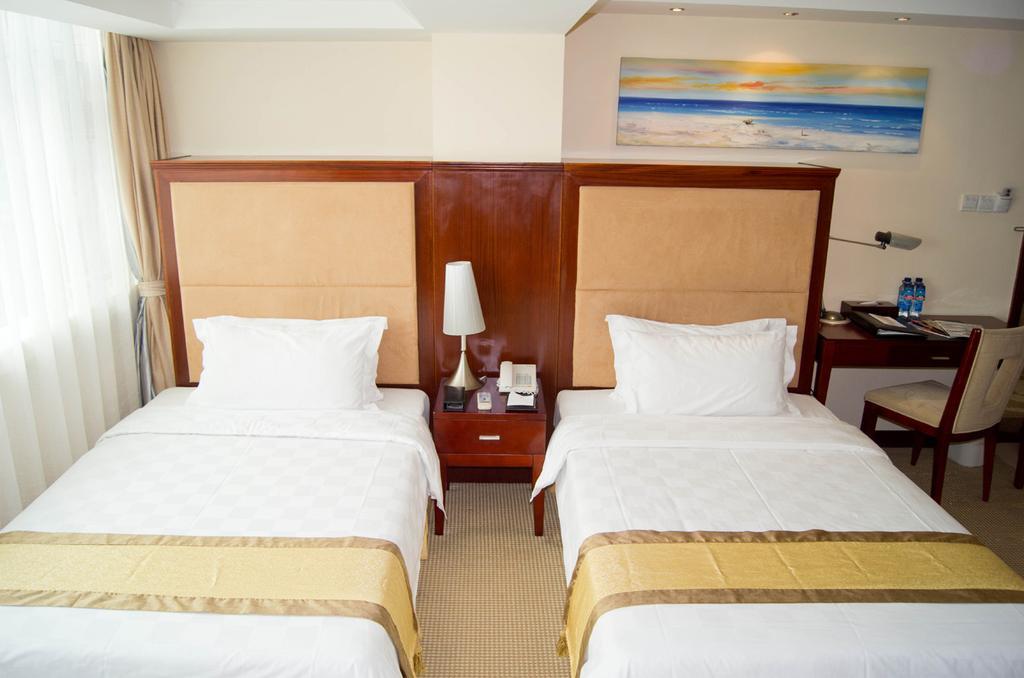 Lijing Commercial Hotel Shenzhen Room photo